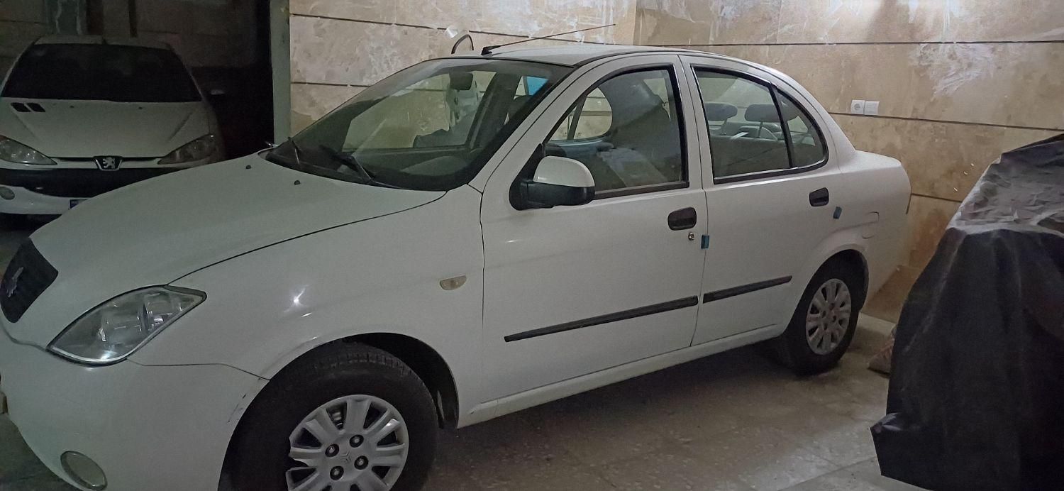 تیبا صندوق دار SX - 1399