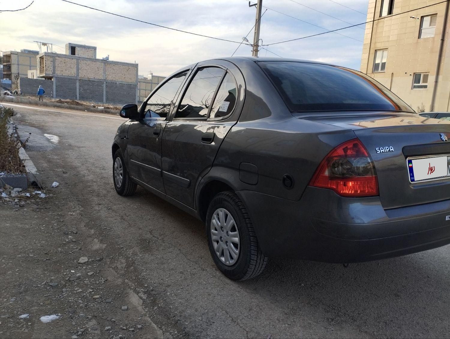 تیبا صندوق دار SX - 1392