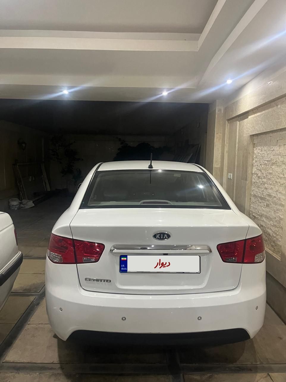 خودرو کیا، سراتو مونتاژ آگهی ann_18249074