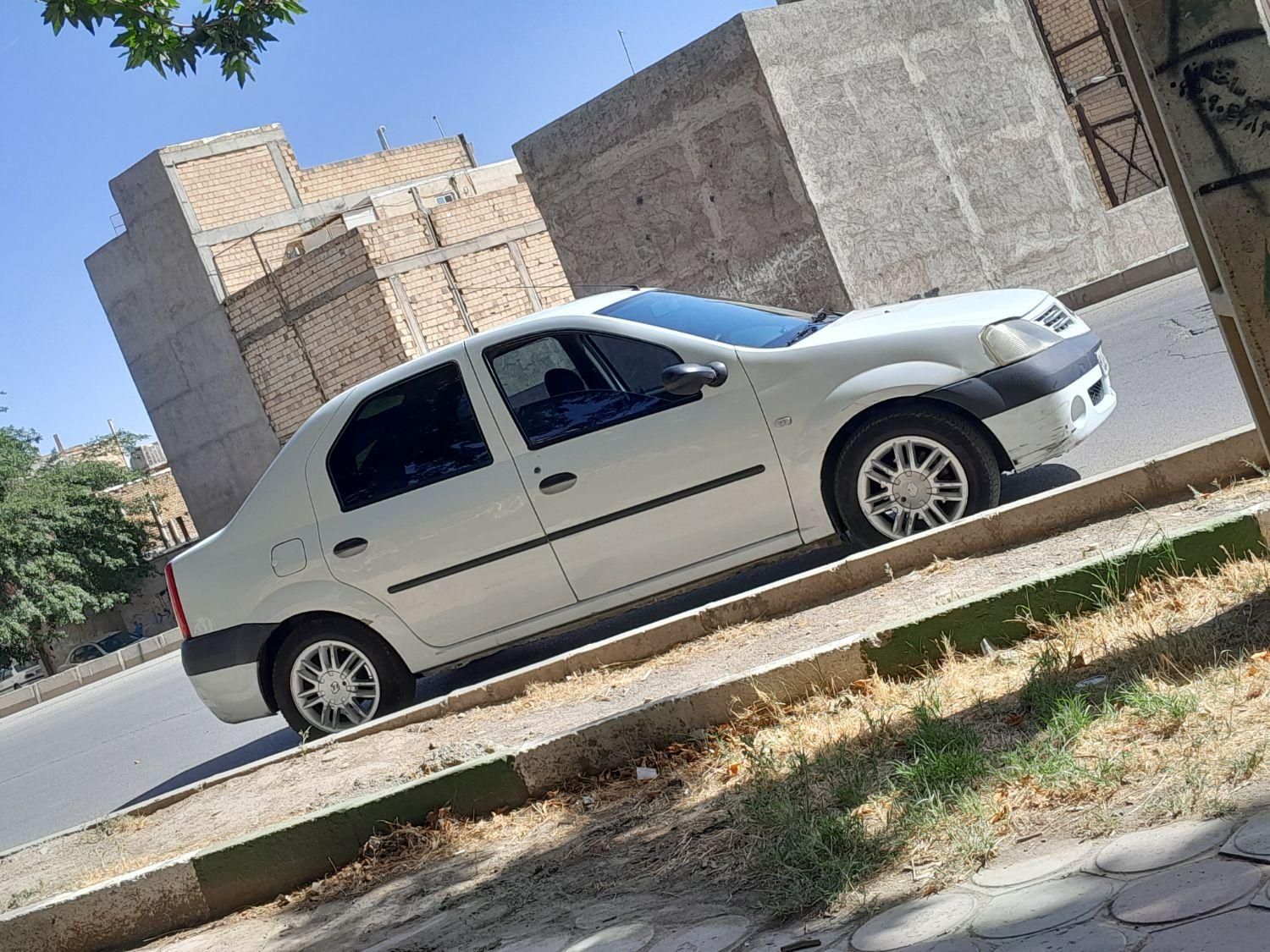 رنو تندر 90 E2 - 1390