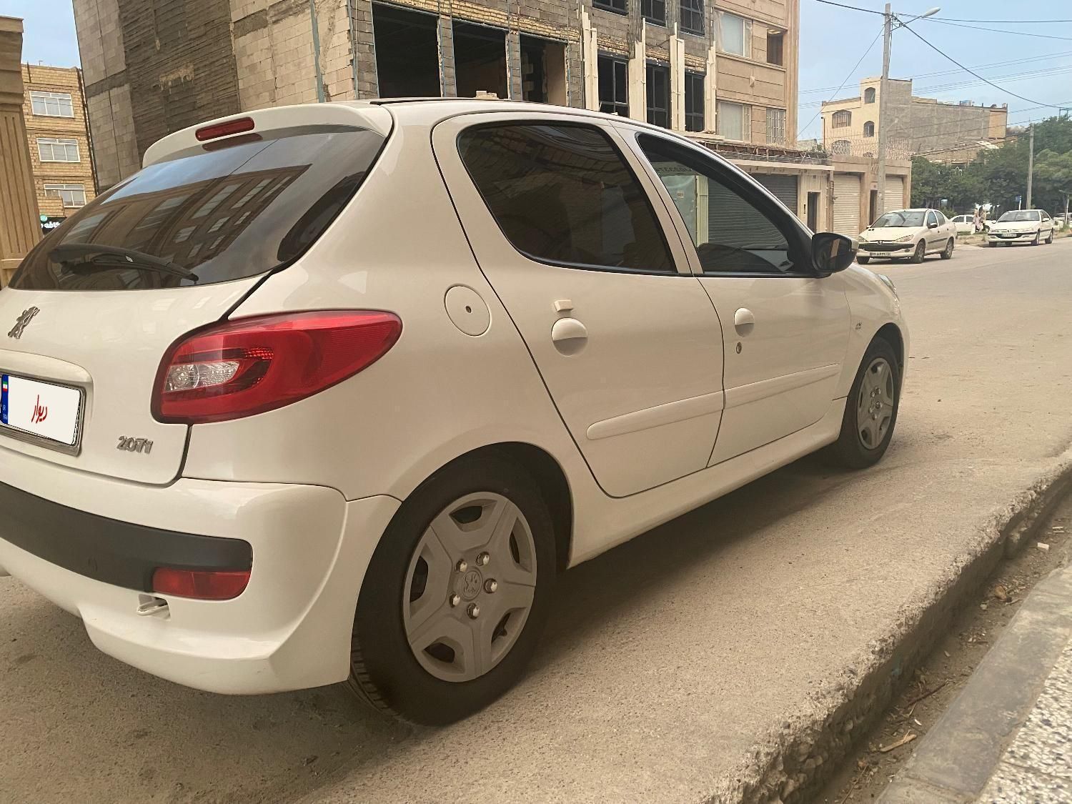 پژو 207 دنده‌ای با موتور TU3 - 1402