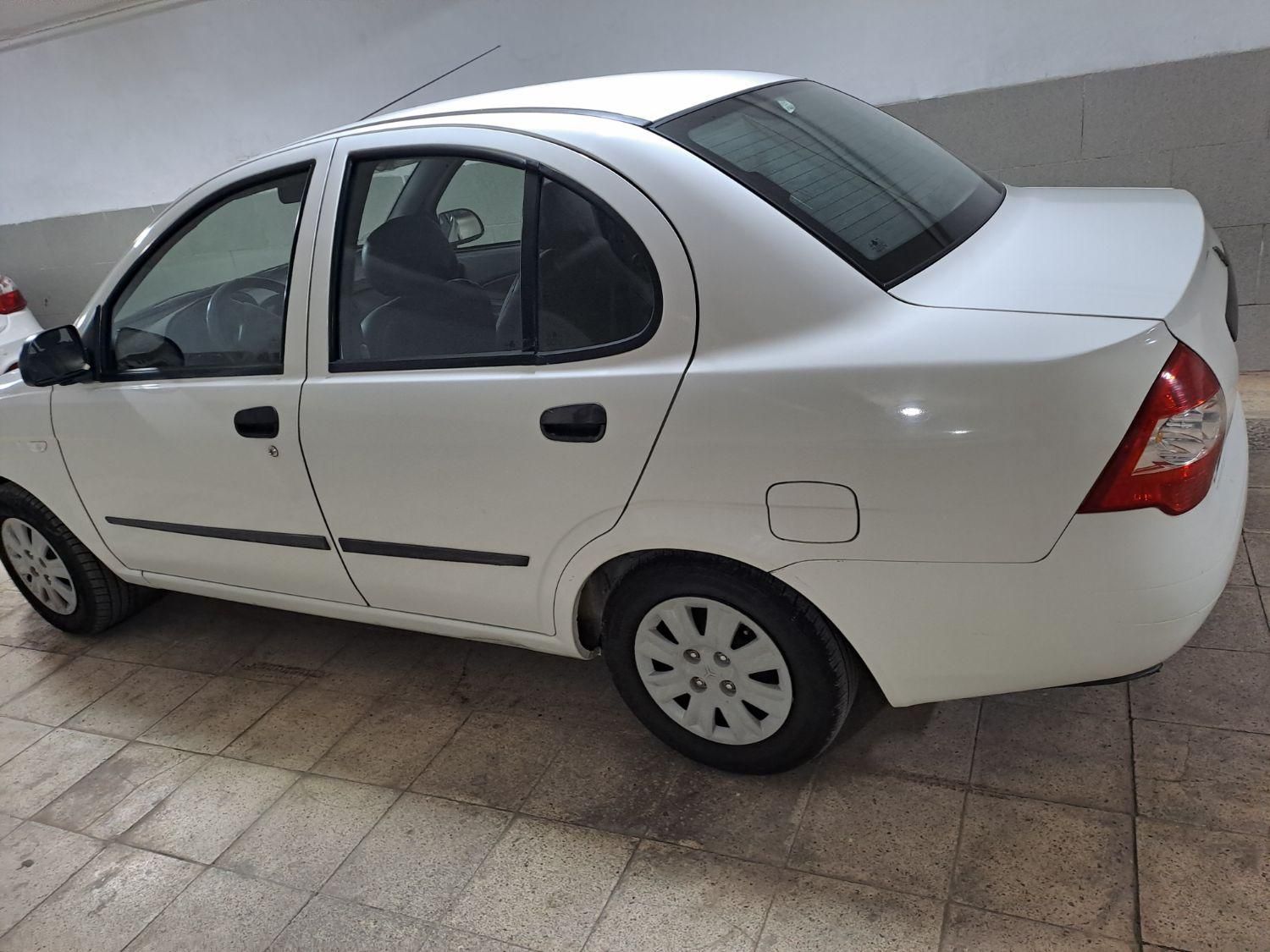 تیبا صندوق دار SX - 1400