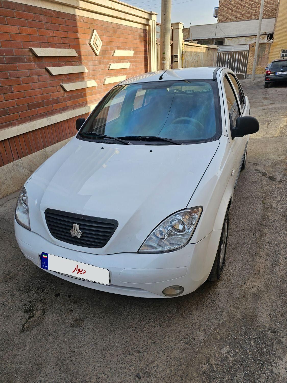 تیبا صندوق دار SX - 1396