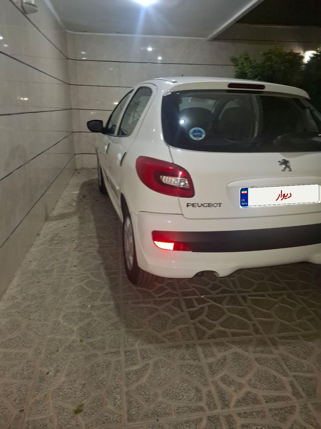 پژو 207 دنده‌ای با موتور TU3 - 1402