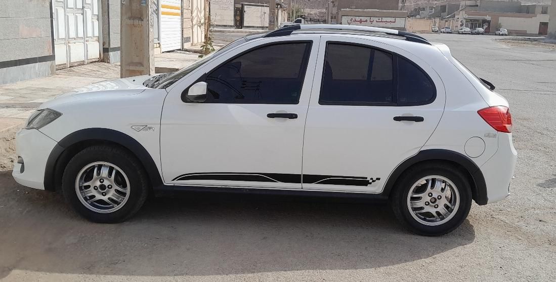 خودرو کوییک، R آگهی ann_18251683