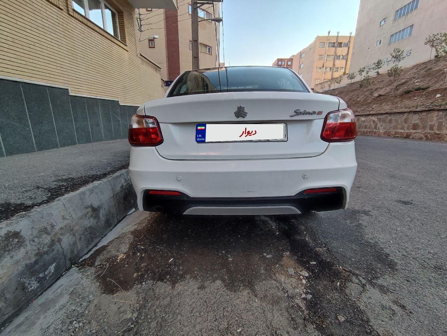ساینا S دنده ای بنزینی - 1401