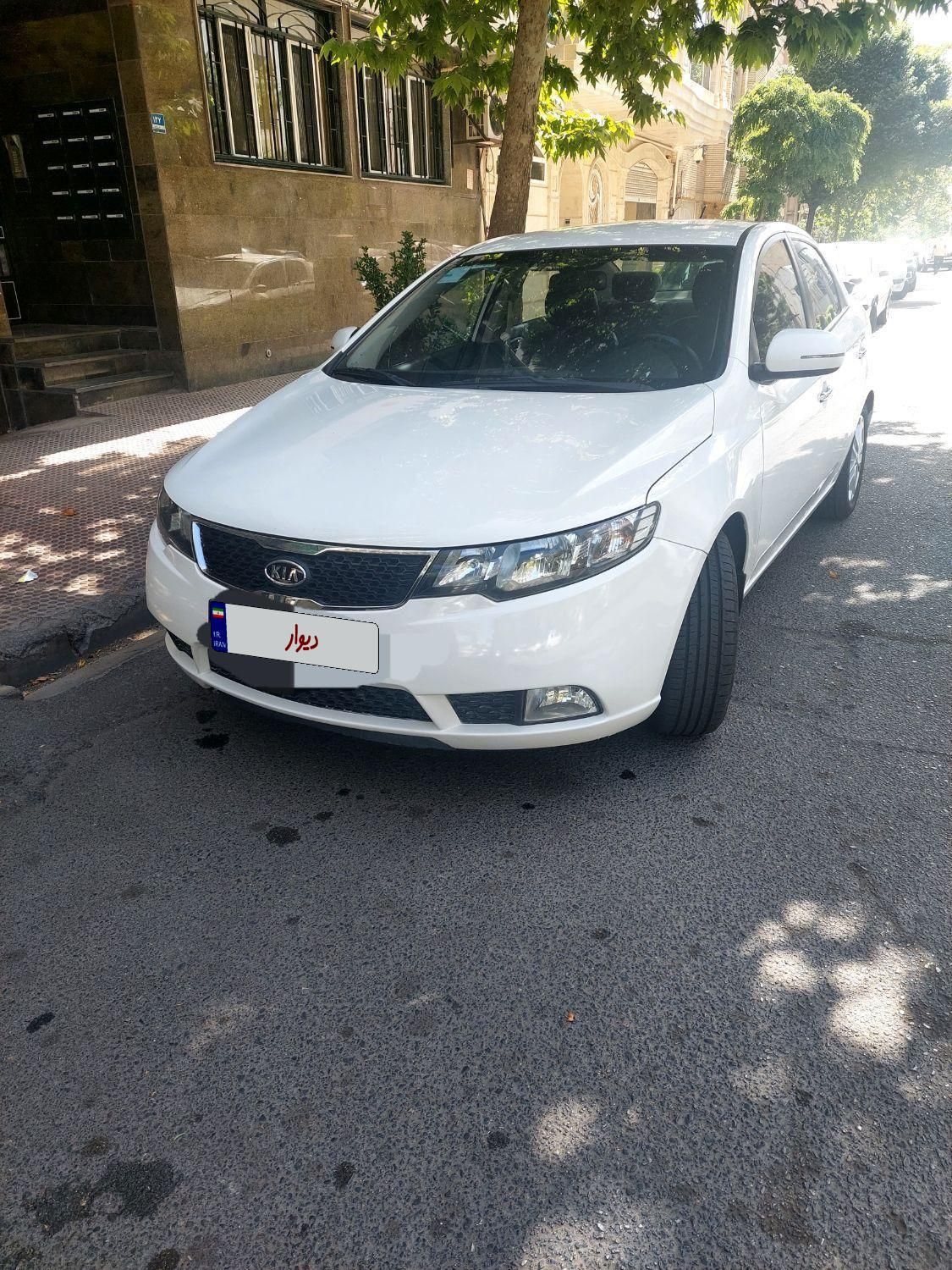 خودرو کیا، سراتو مونتاژ آگهی ann_18252993