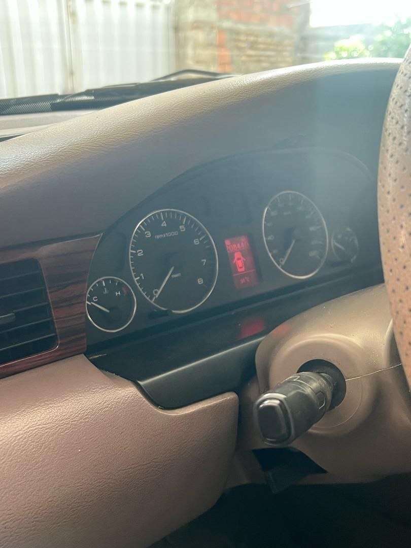 سمند LX XU7 - 1395