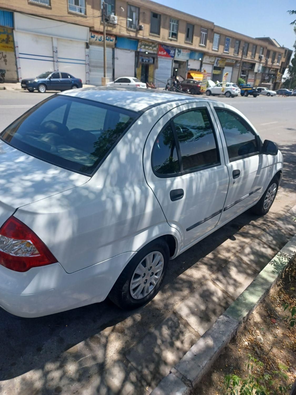 تیبا صندوق دار SX - 1400