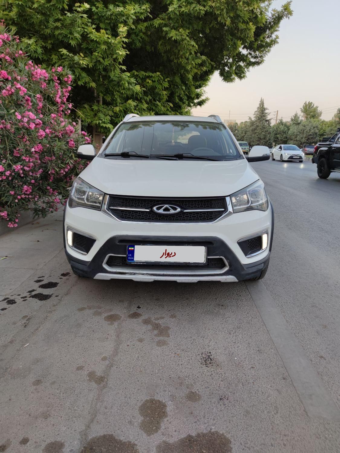 خودرو ام وی ام، X22 آگهی ann_18253428