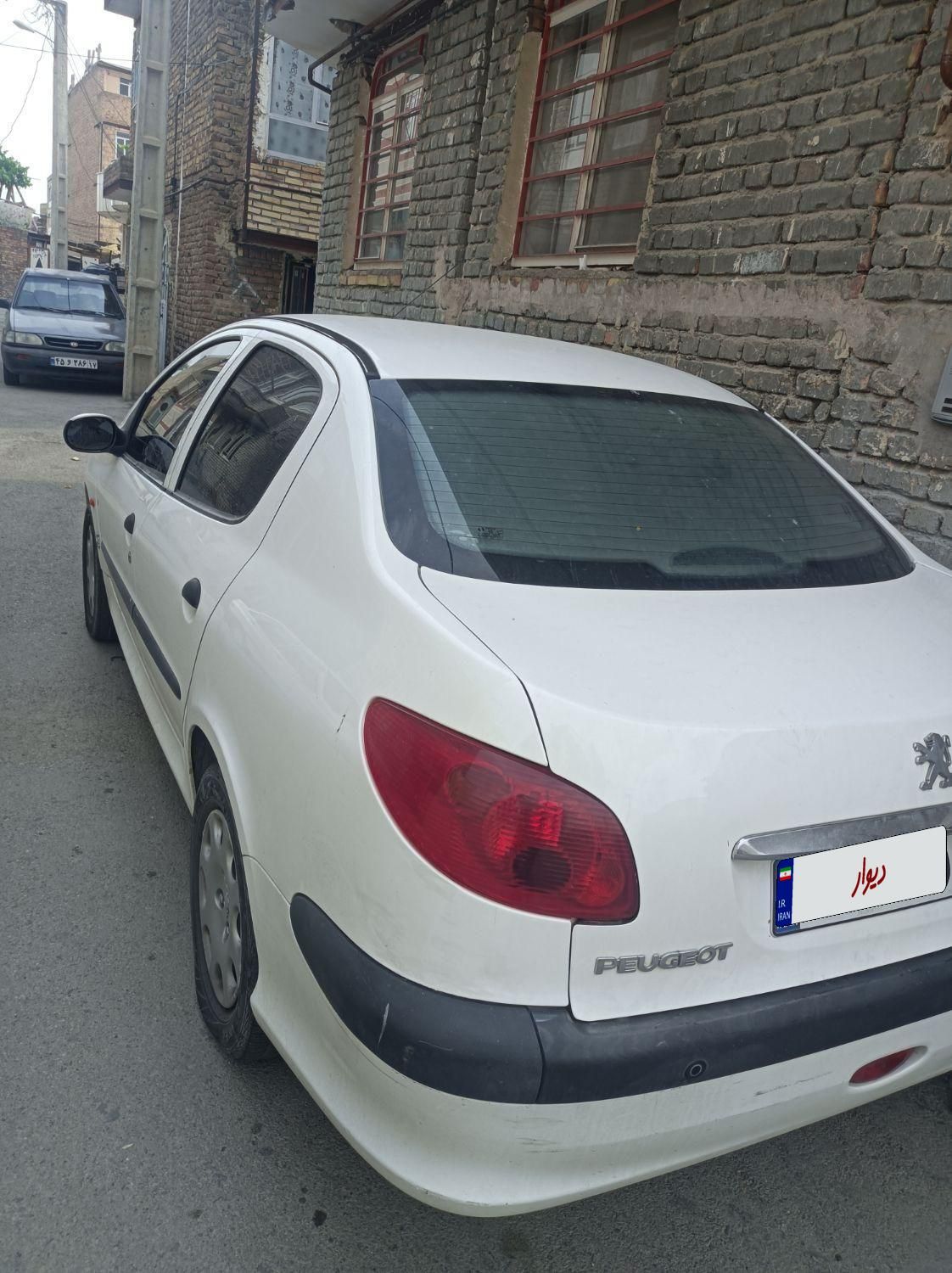 پژو 206 SD v8 - 1394