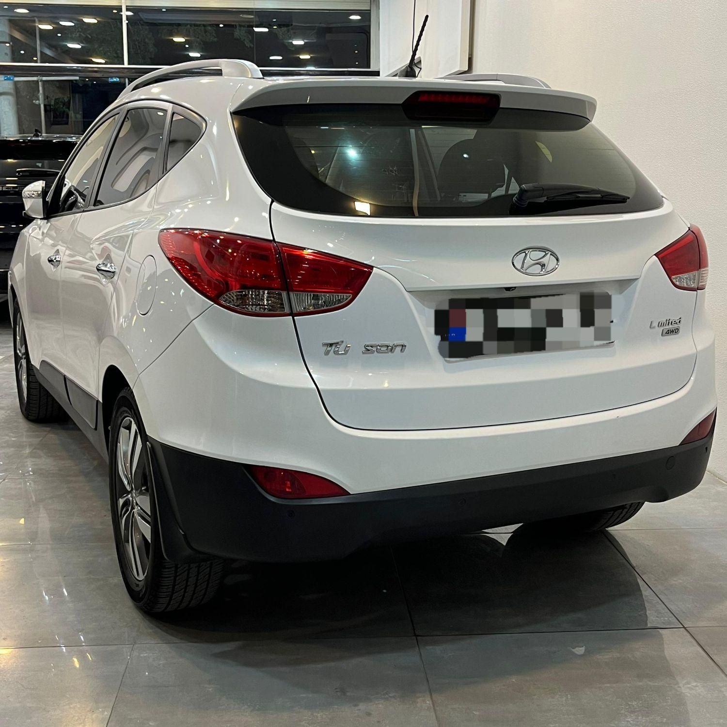 هیوندای توسان 2.7 لیتر - 1393