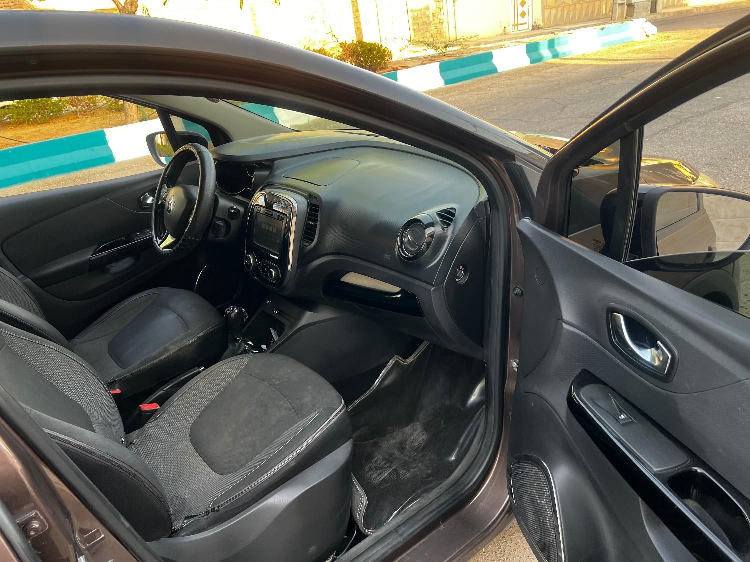 خودرو رنو، کپچر آگهی ann_18255052