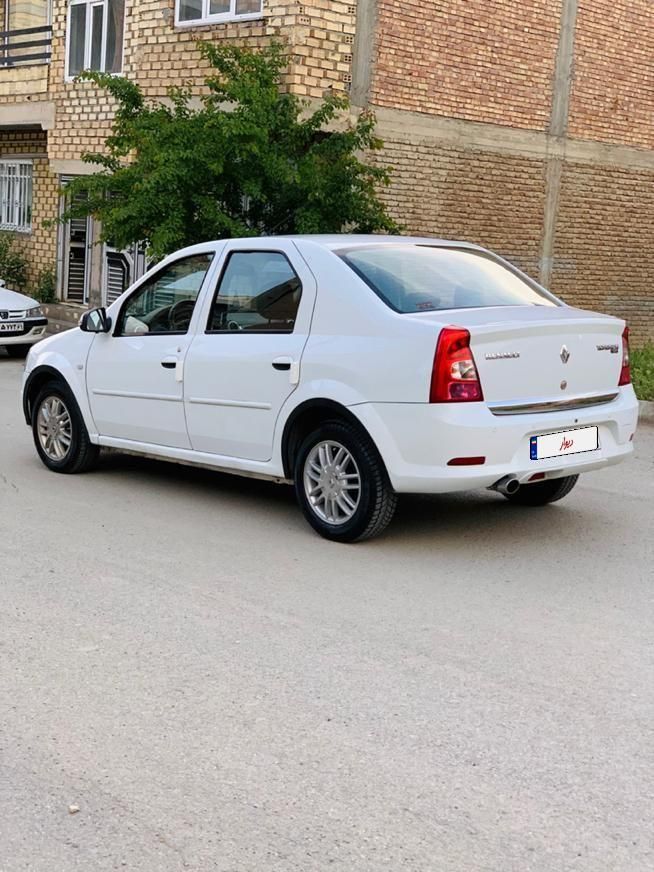 رنو تندر 90 پلاس اتوماتیک - 1396