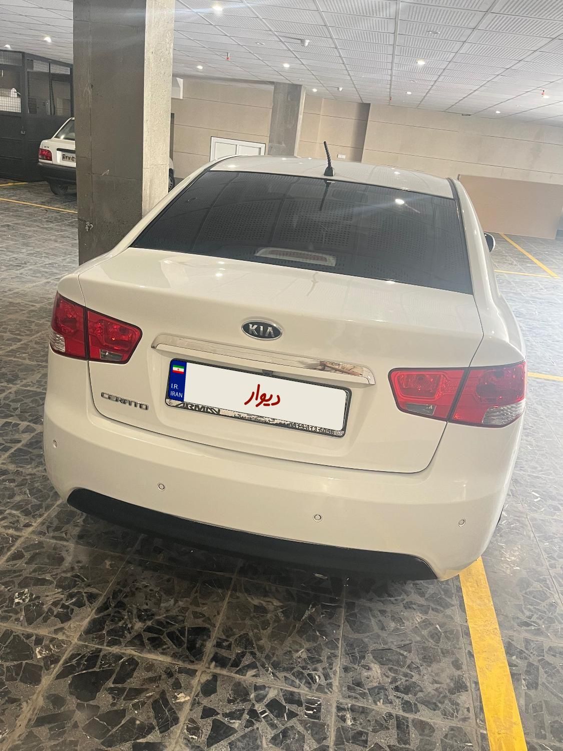 کیا سراتو 2.0 لیتر اتوماتیک GT لاین - 2018