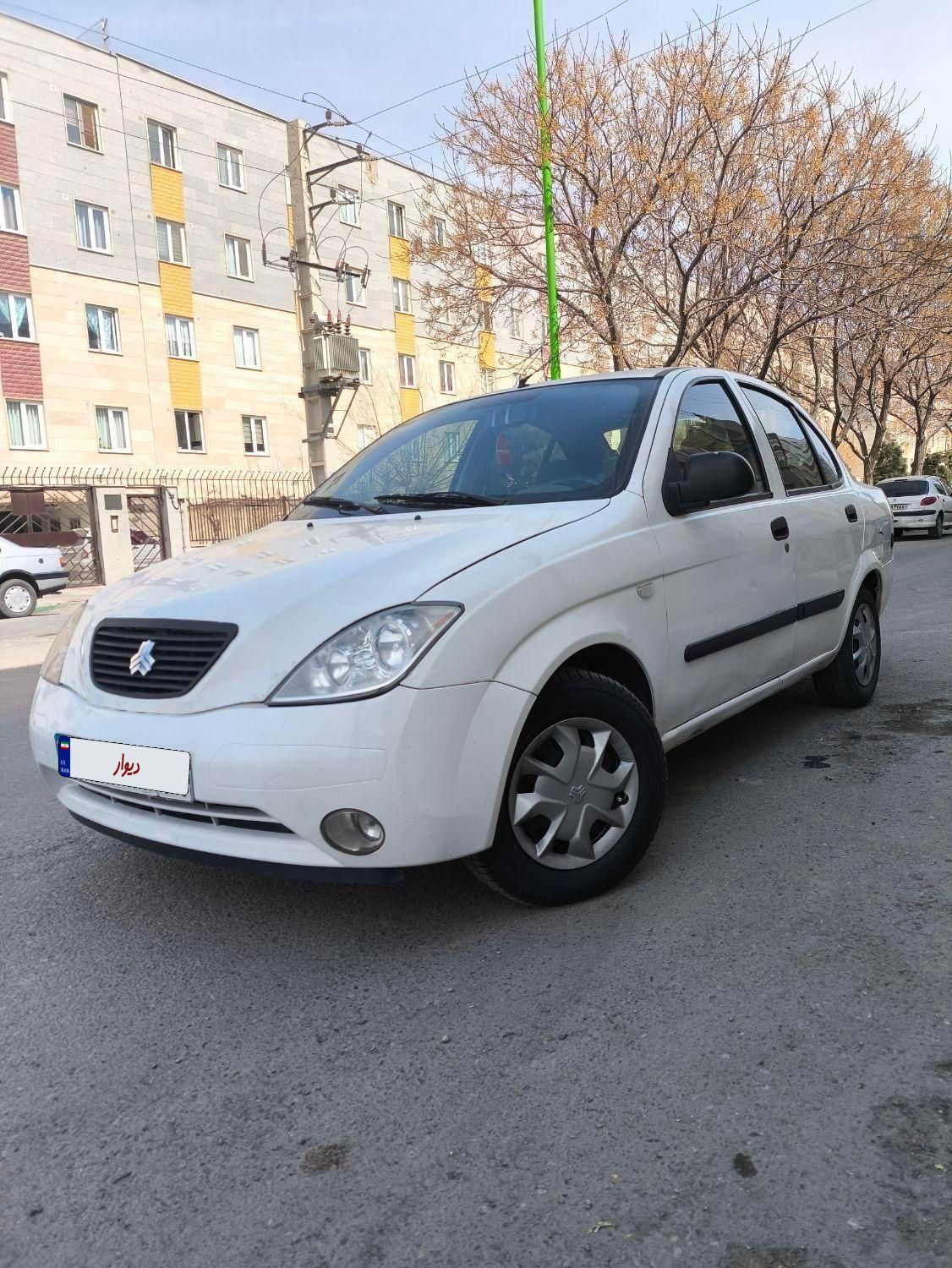 تیبا صندوق دار LX - 1400