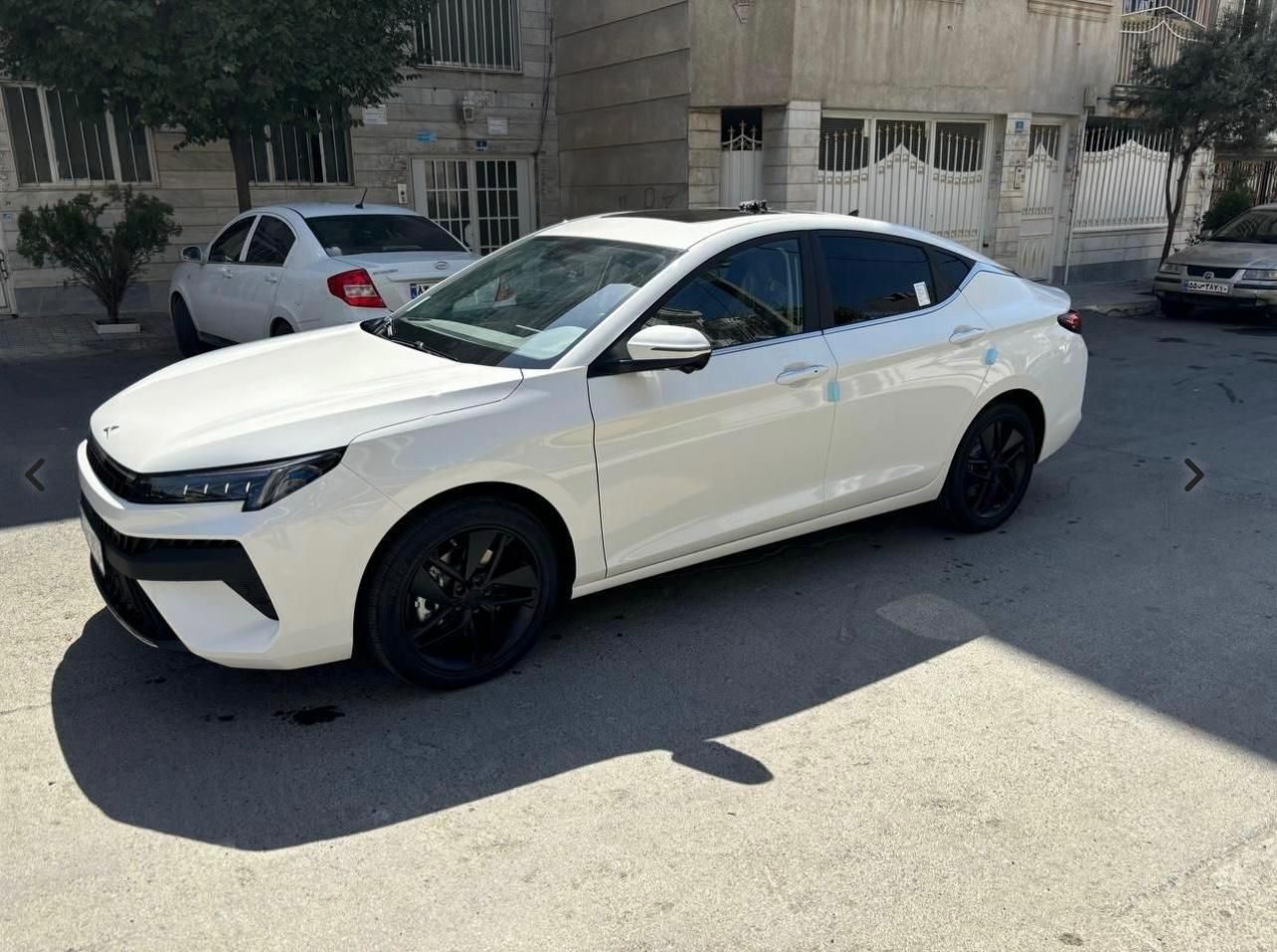 کی ام سی J7 اتوماتیک - 2025