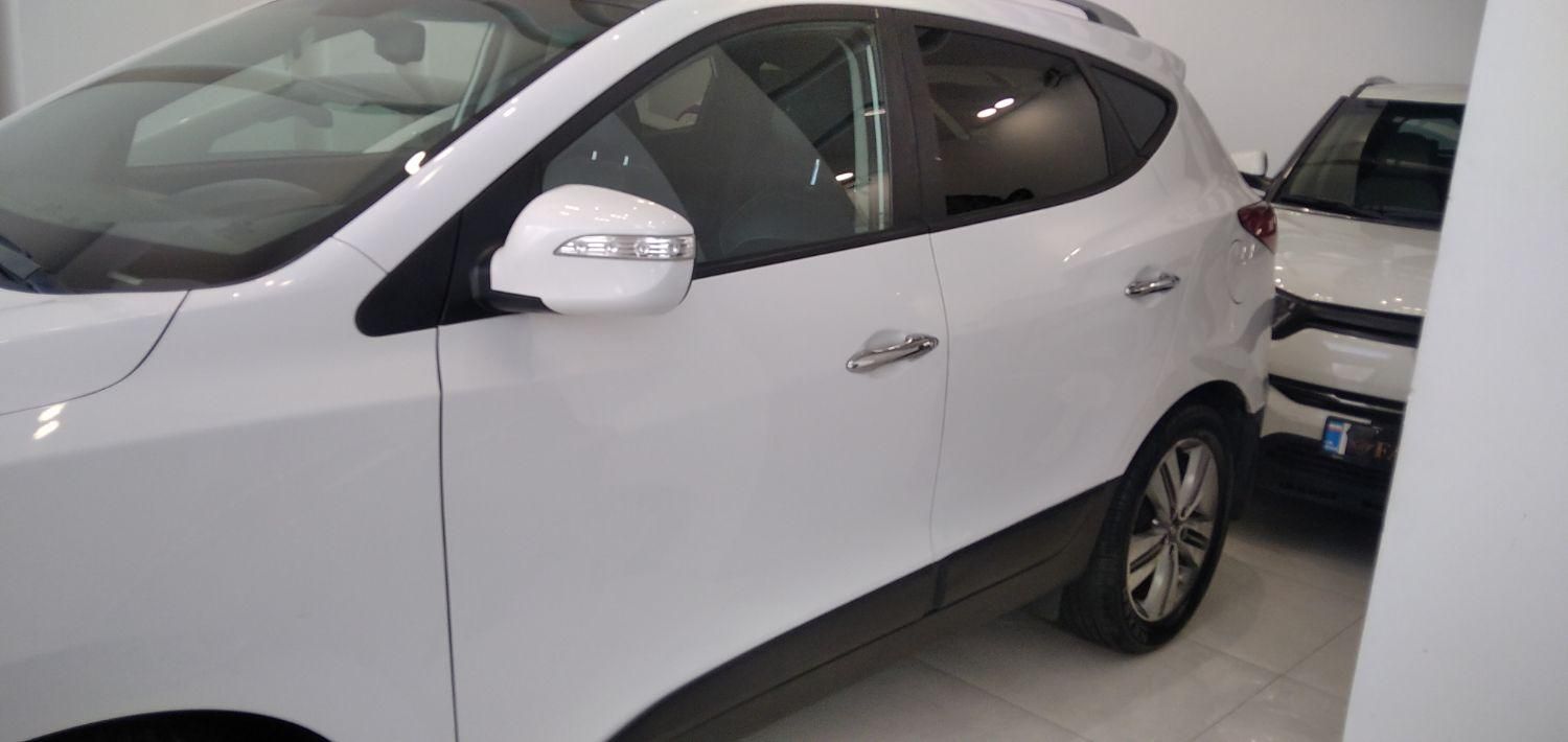 هیوندای توسان 2.4 لیتر - 2015