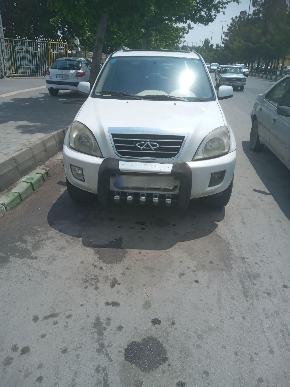 خودرو ام وی ام، X33 آگهی ann_18256615