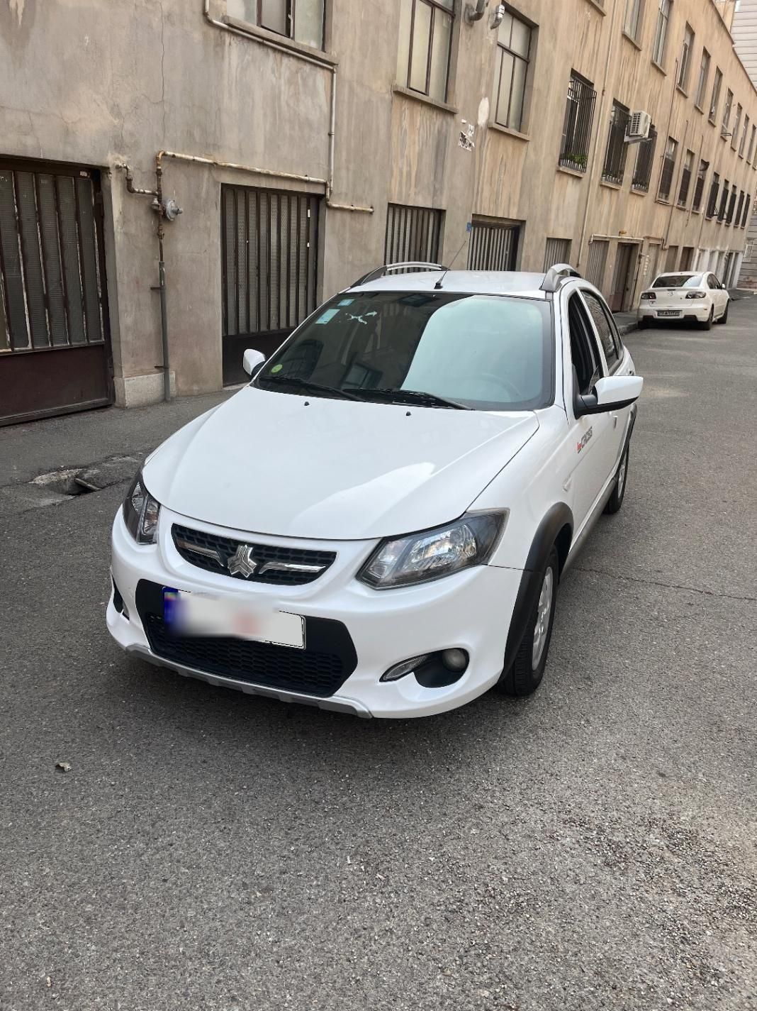 خودرو کوییک، R آگهی ann_18256657