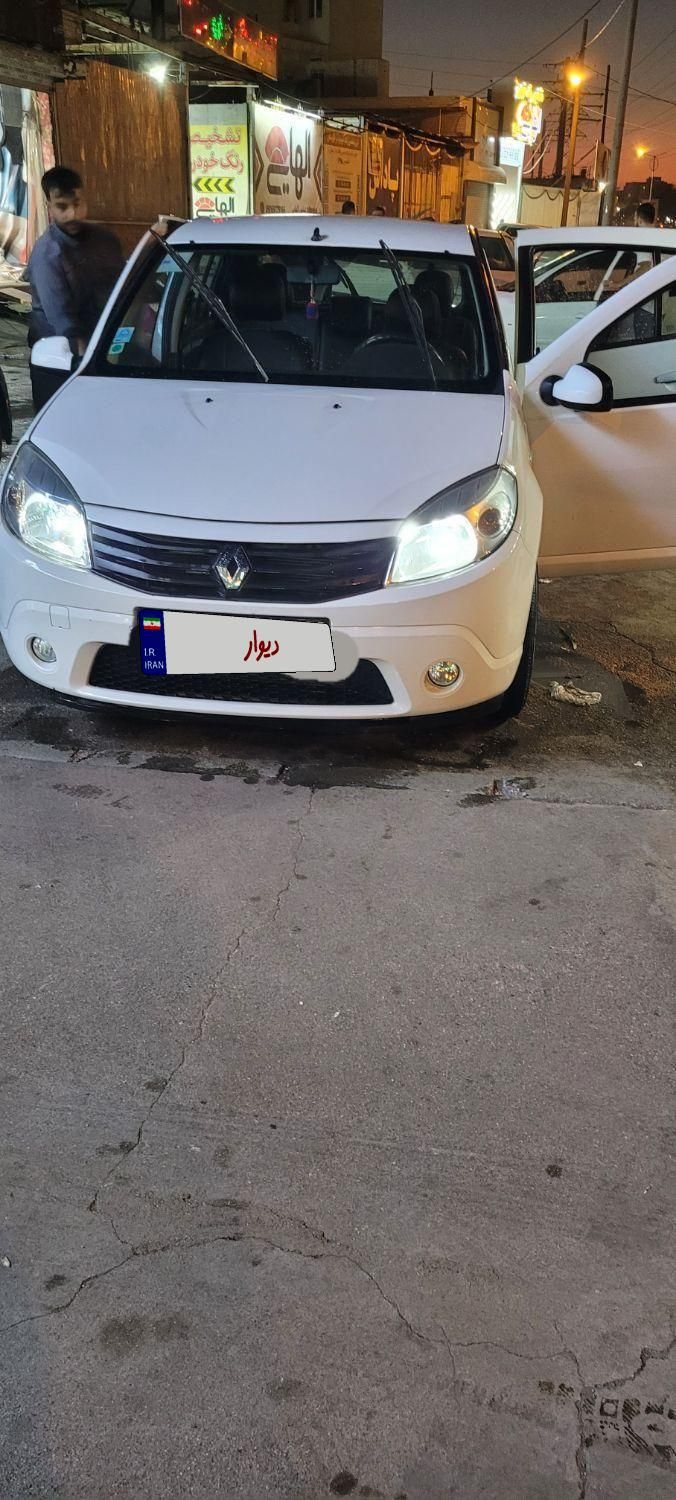 خودرو رنو، ساندرو آگهی ann_18256703