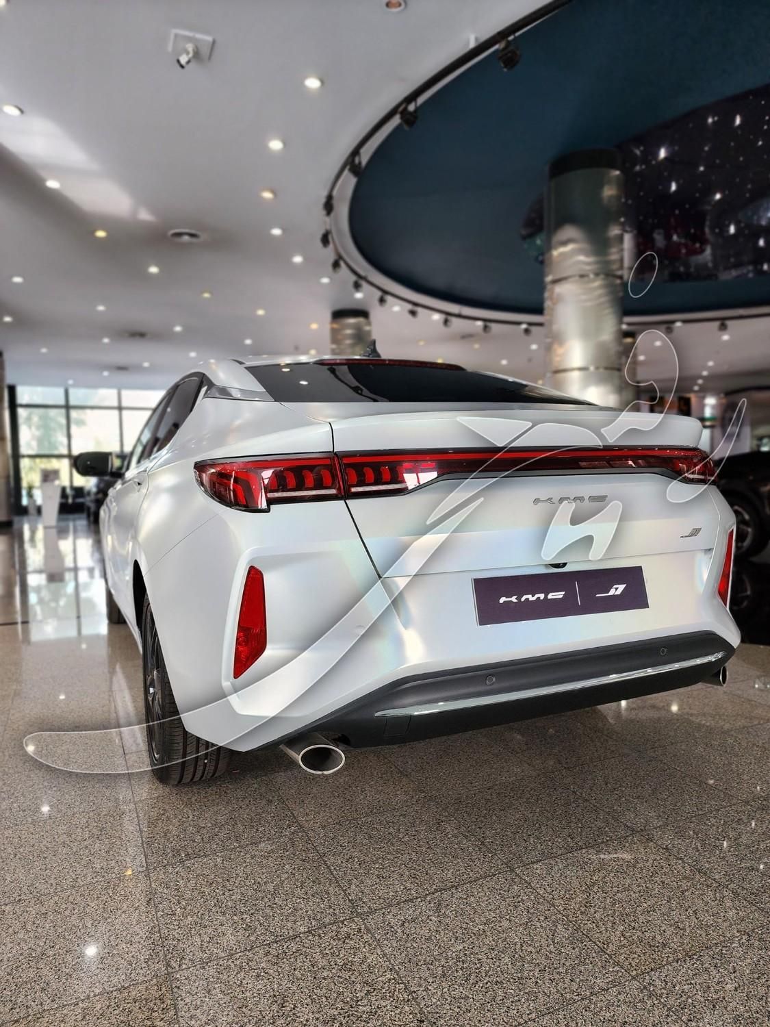 کی ام سی J7 اتوماتیک - 2025