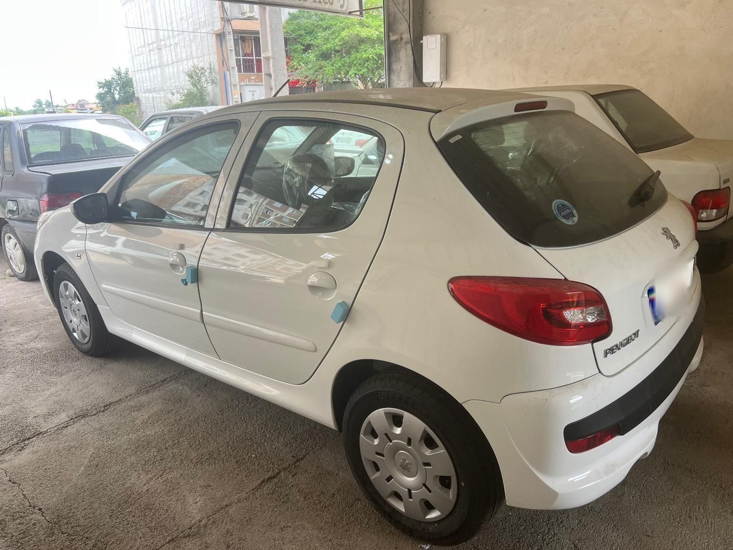 پژو 207 دنده‌ای با موتور TU3 - 1403