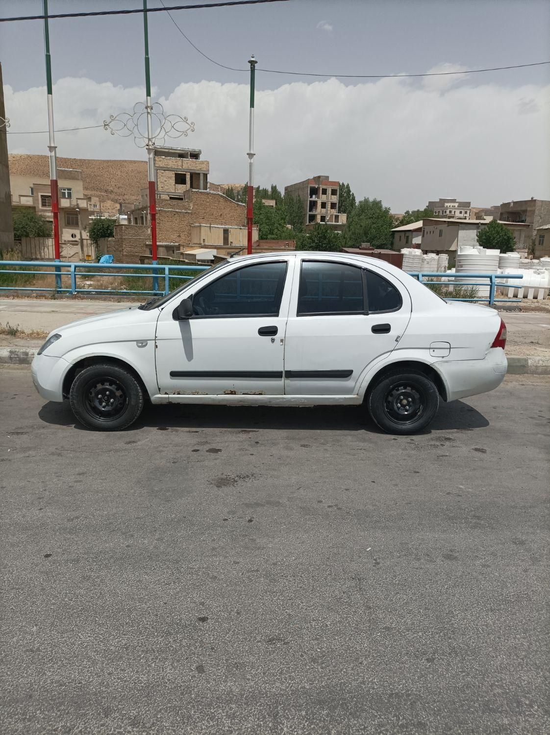 تیبا صندوق دار SX - 1390