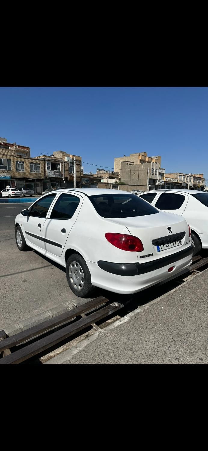 پژو 206 SD v8 - 1390