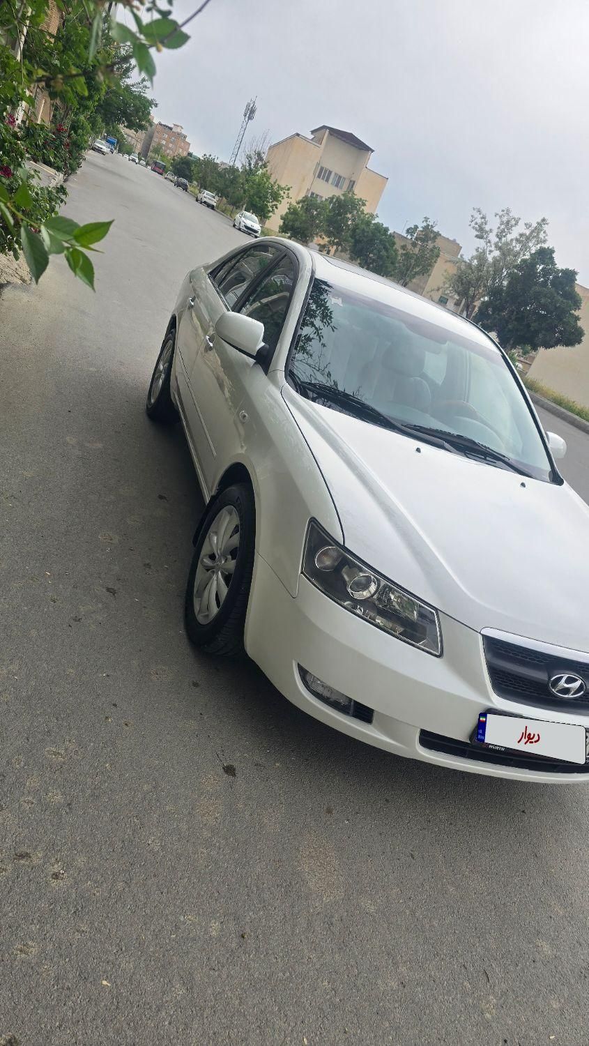 هیوندای سوناتا دنده‌ای NF 2400 - 2008