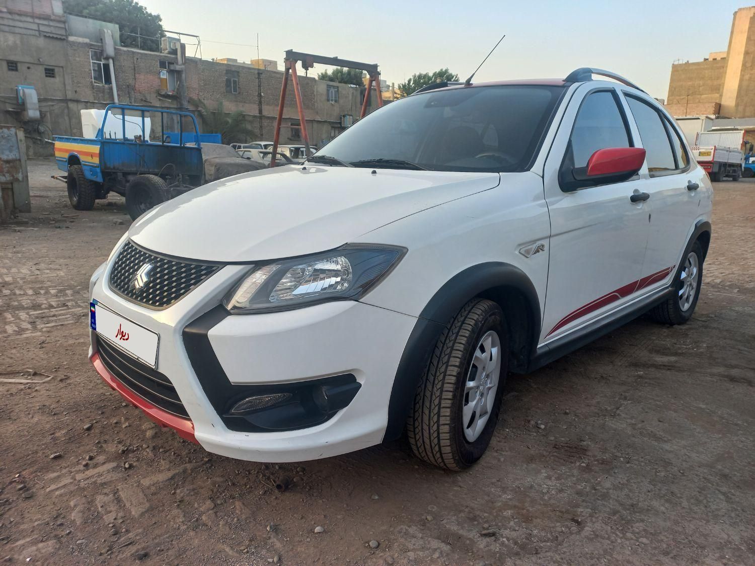 کوییک R دنده‌ای - 1402