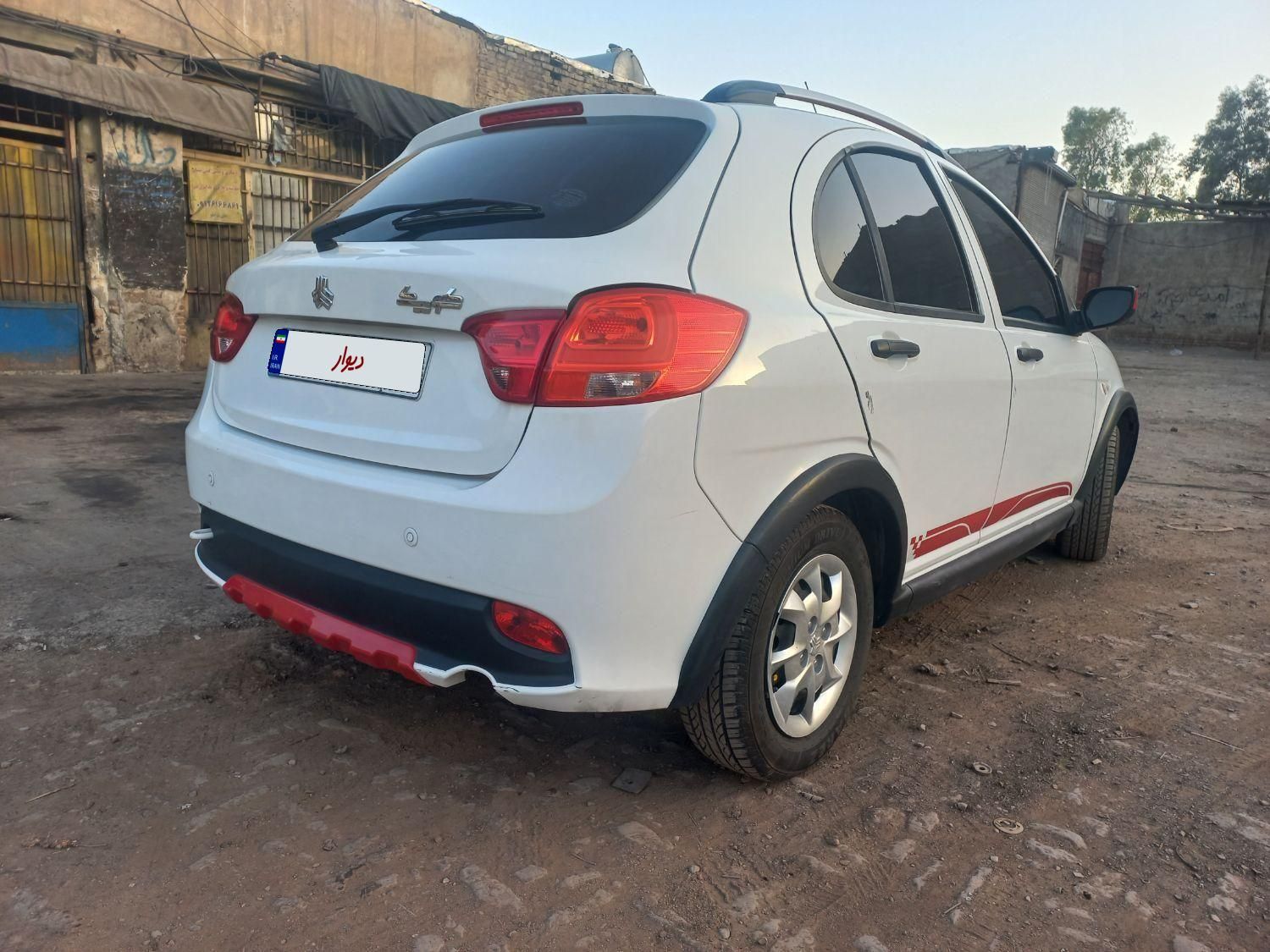کوییک R دنده‌ای - 1402