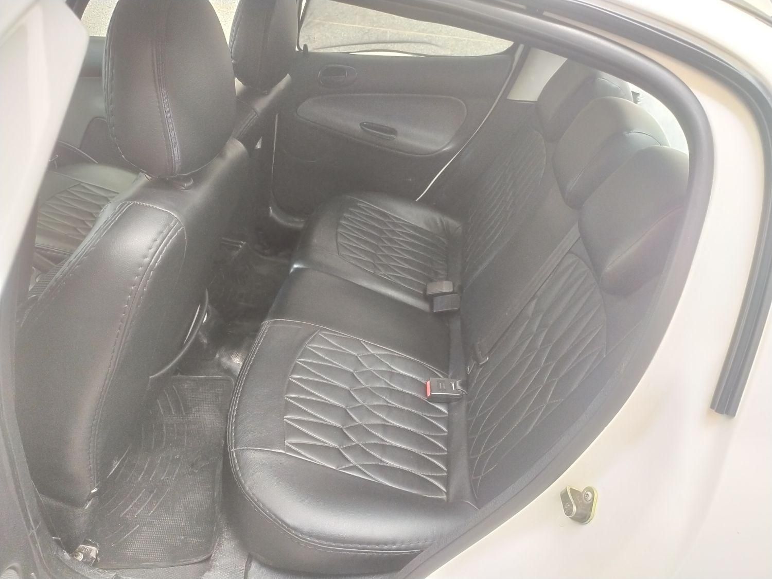 پژو 206 SD v8 - 1390