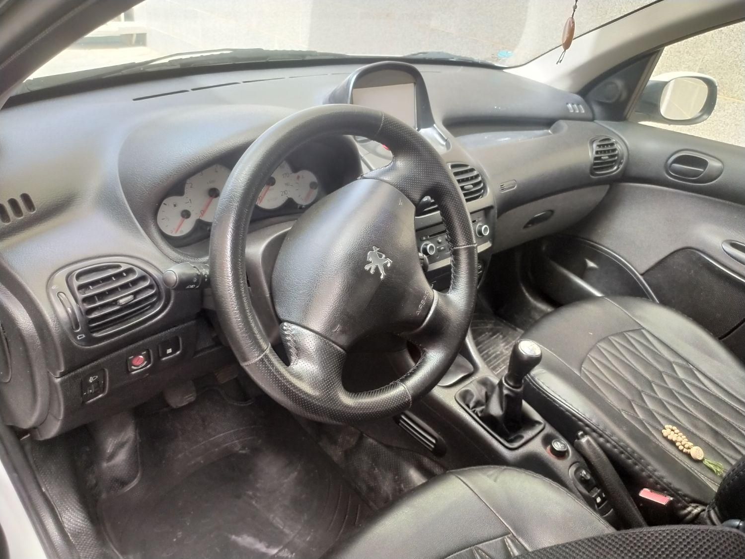 پژو 206 SD v8 - 1390