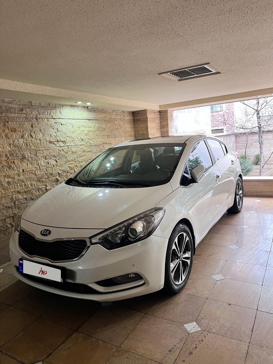 کیا سراتو 2.0 لیتر اتوماتیک GT لاین - 2016