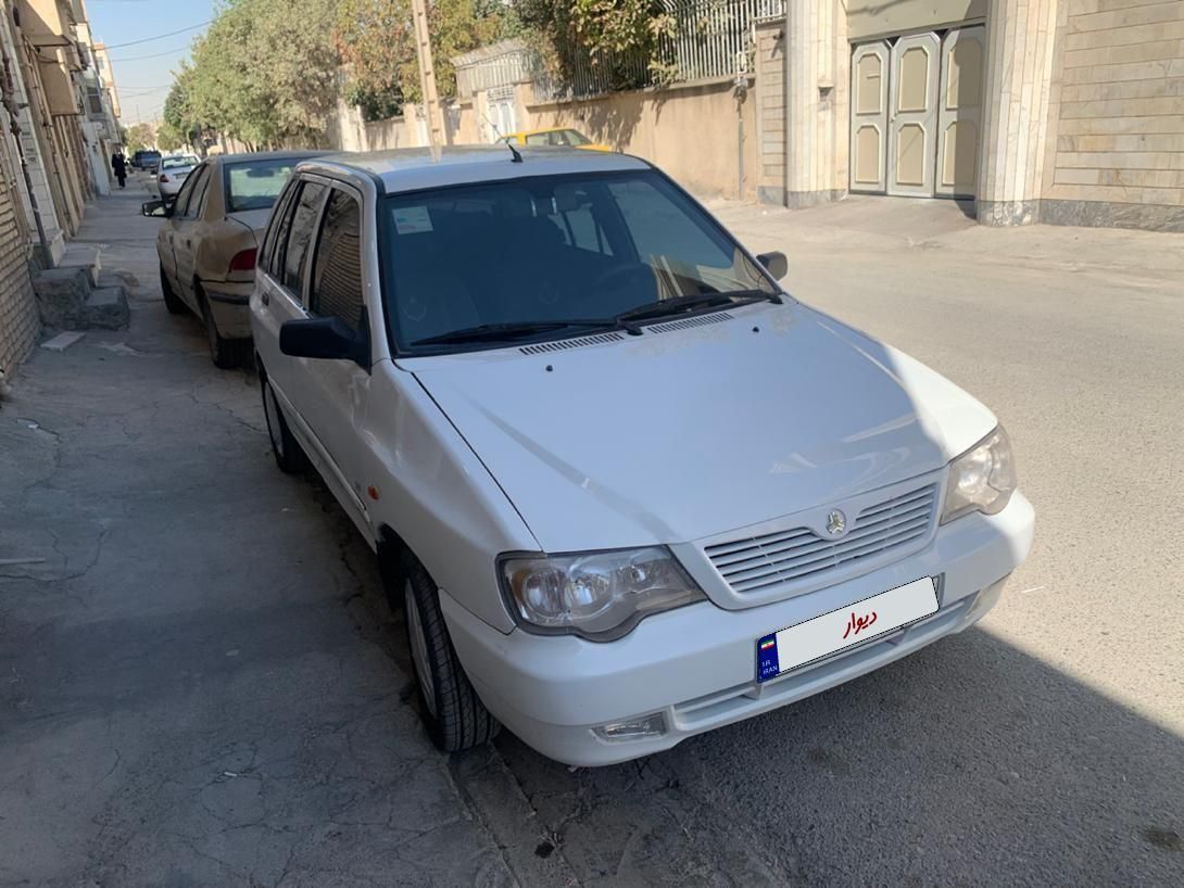 خودرو پراید، 111 آگهی ann_18261369