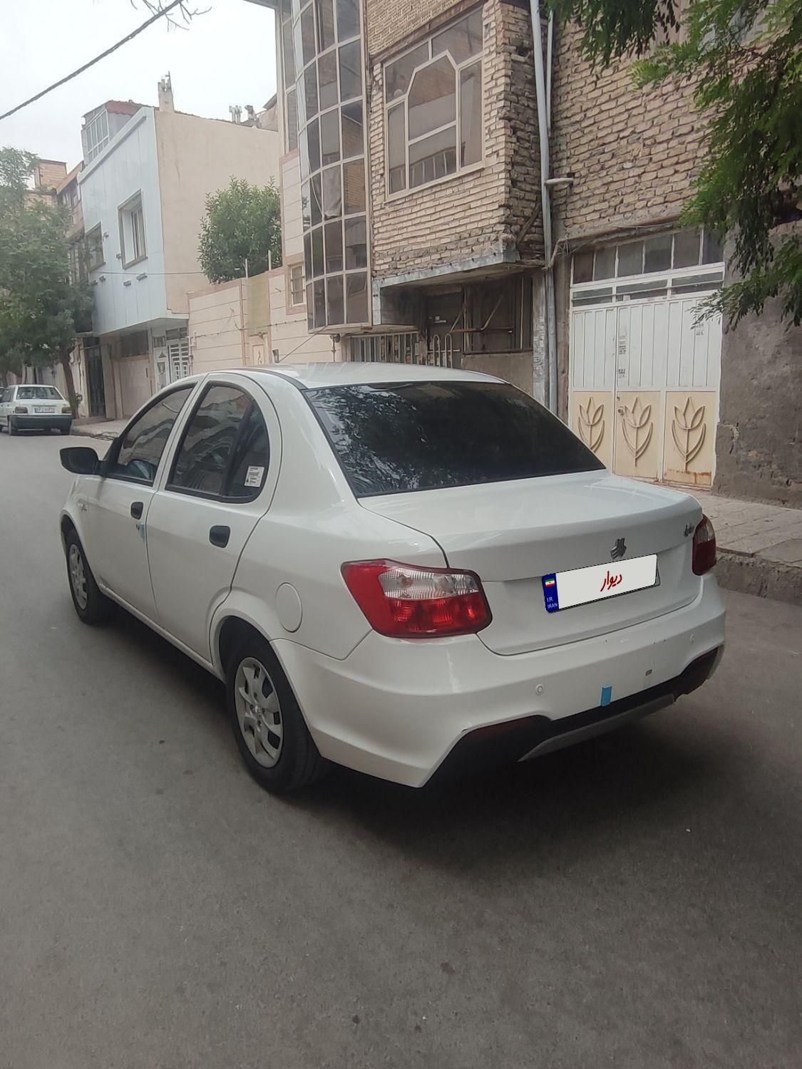 ساینا S دنده ای بنزینی - 1403