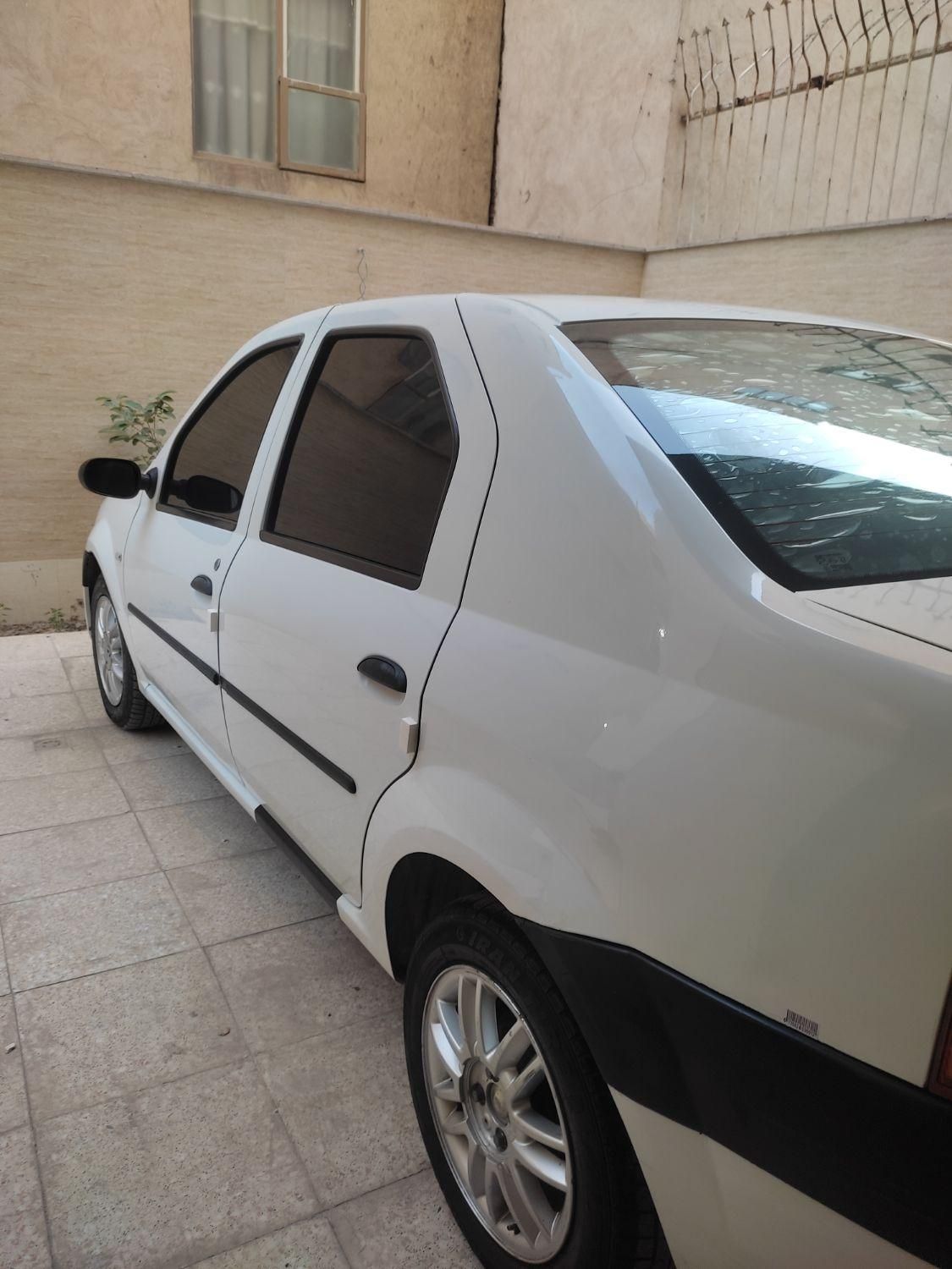 خودرو رنو، تندر 90 آگهی ann_18261683