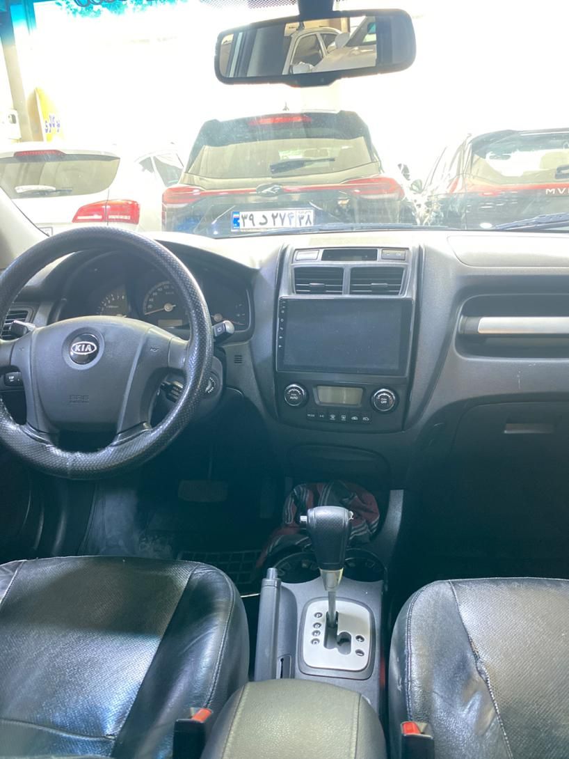 کیا اسپورتیج 6 سیلندر 2700cc - 2010