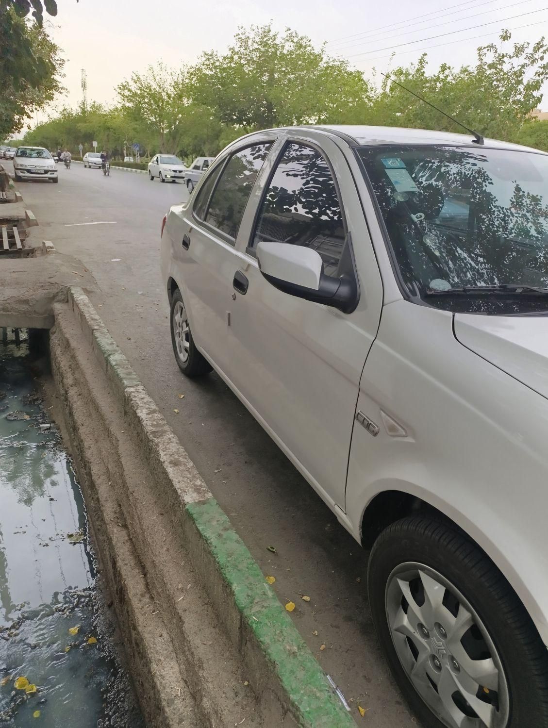 ساینا S دنده ای بنزینی - 1402