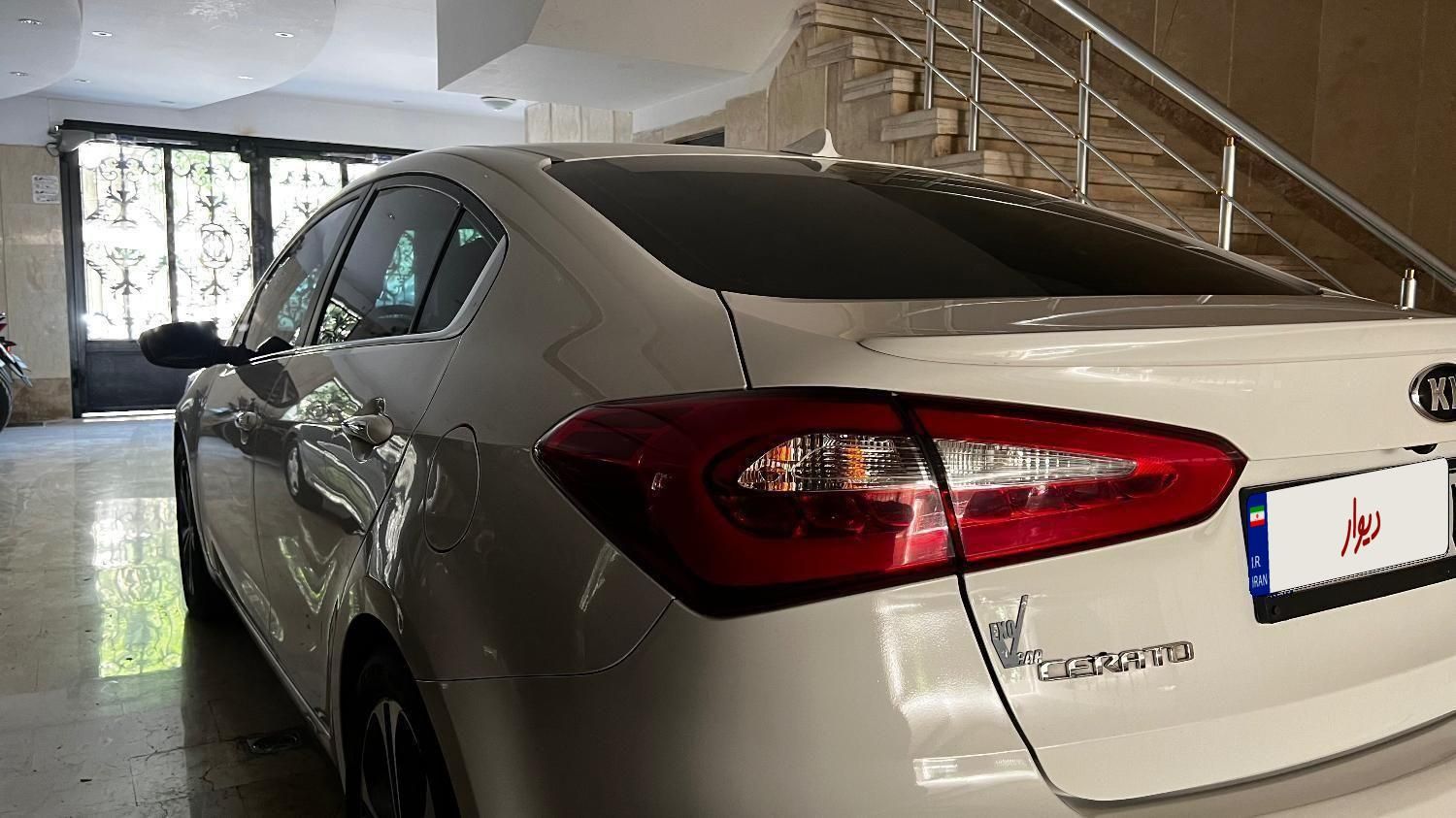 کیا سراتو 2.0 لیتر اتوماتیک GT لاین - 2015