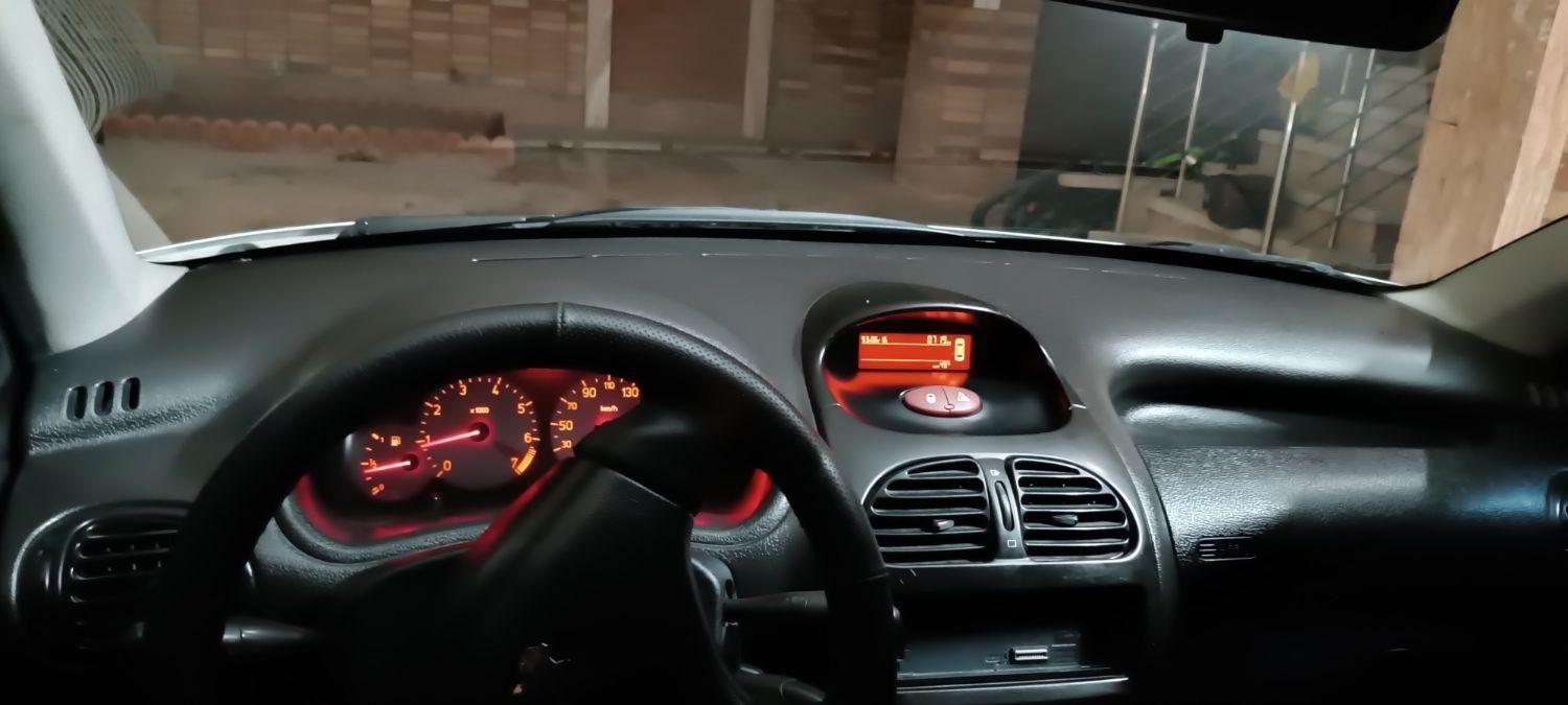 پژو 206 SD v8 - 1394
