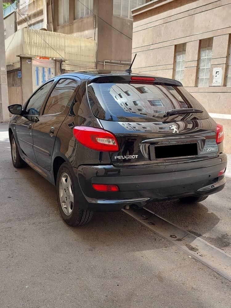 پژو 207 اتوماتیک TU5P - 1402