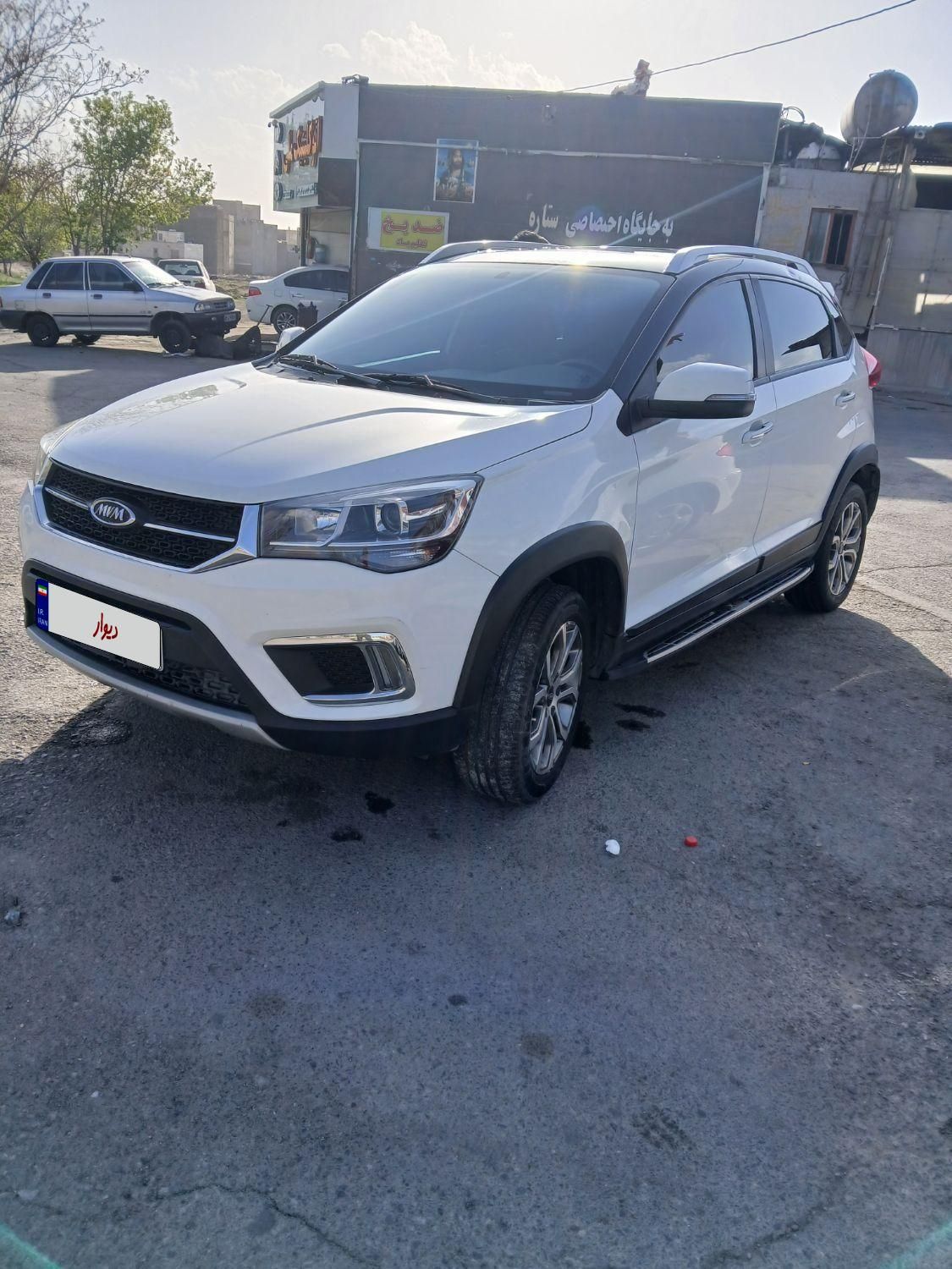 خودرو ام وی ام، X22 آگهی ann_18263515