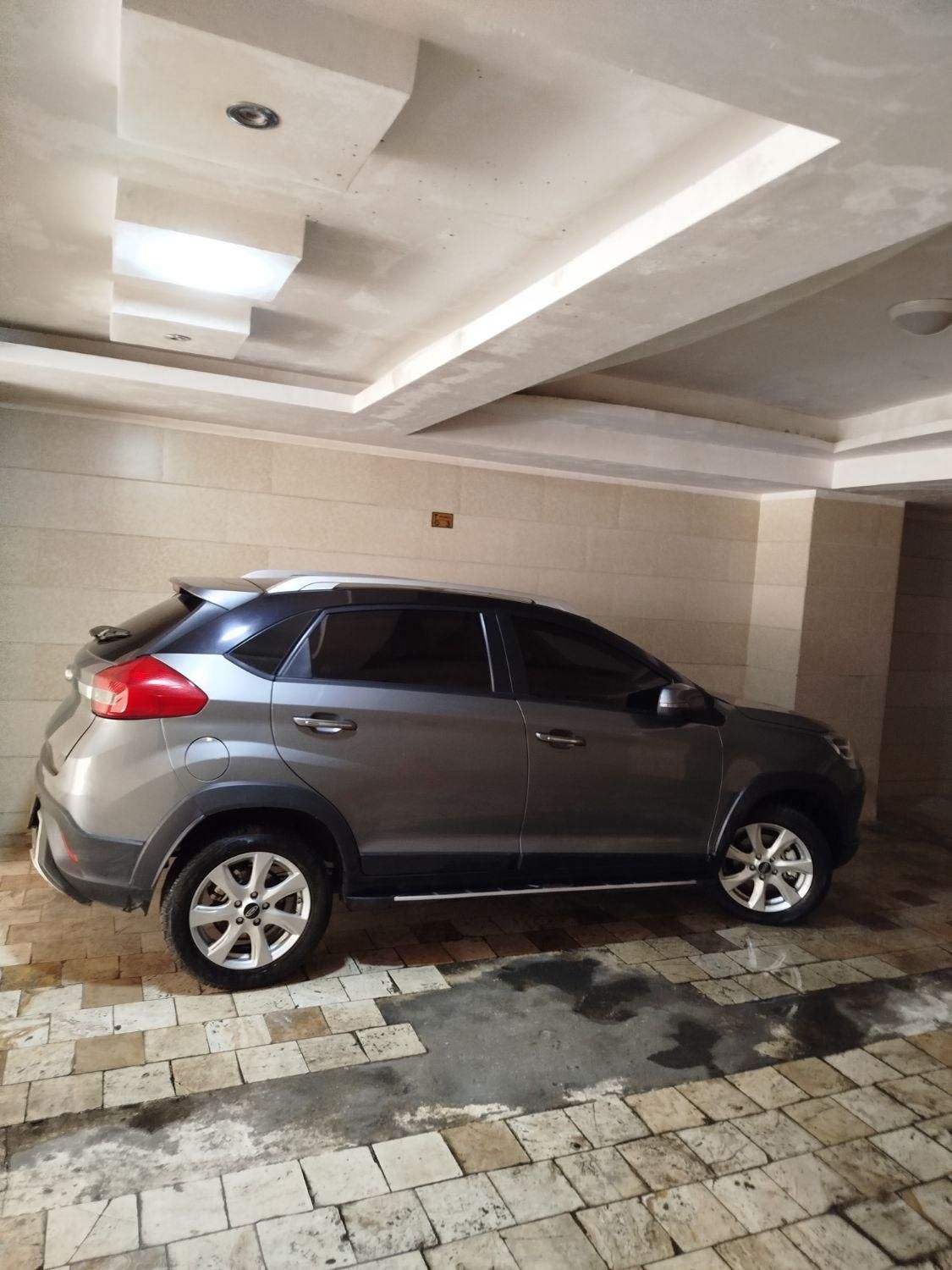 خودرو ام وی ام، X22 آگهی ann_18263583