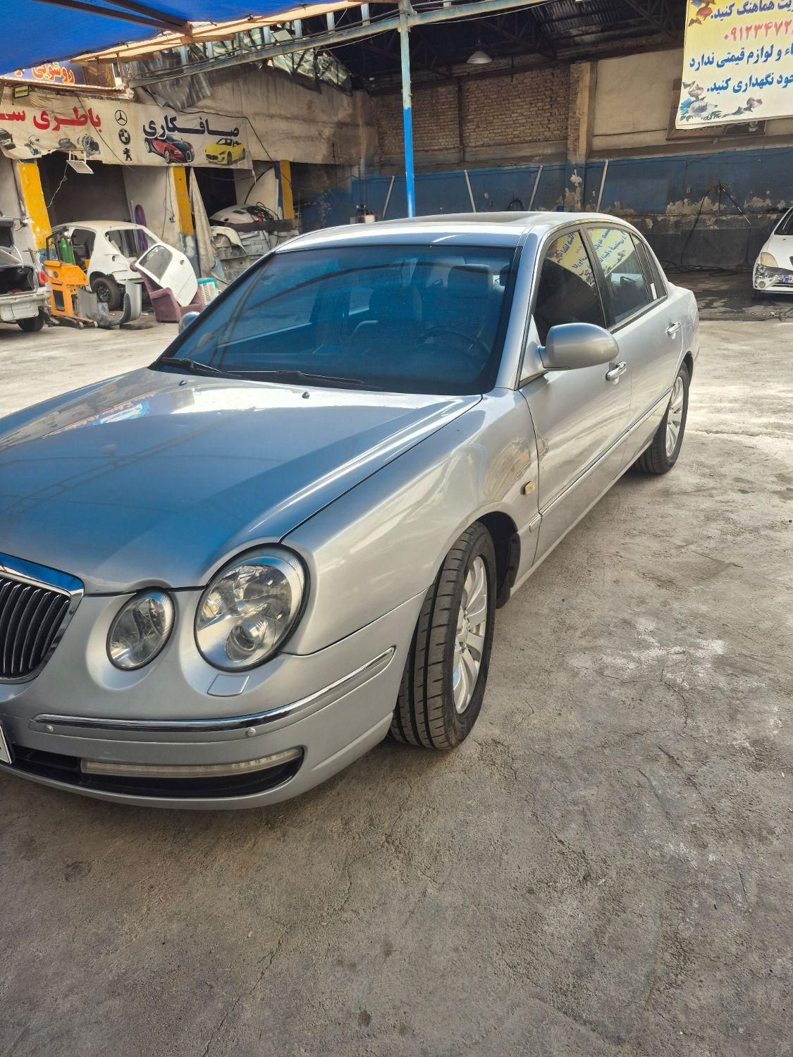 کیا اپیروس سوپر رویال - 2009