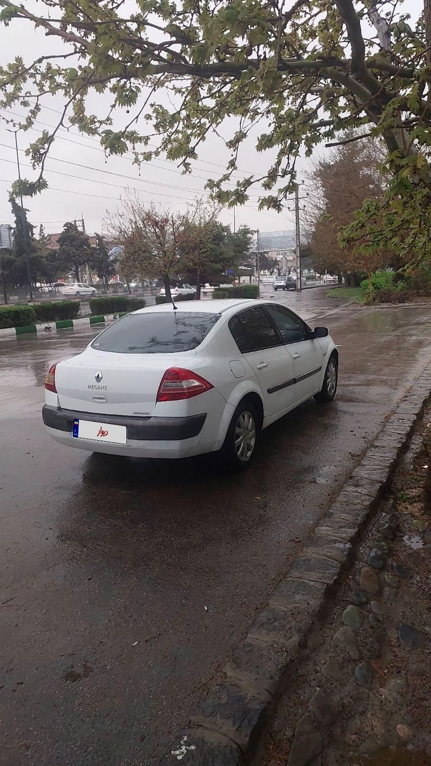 رنو مگان پارس خودرو 2000 - 2012