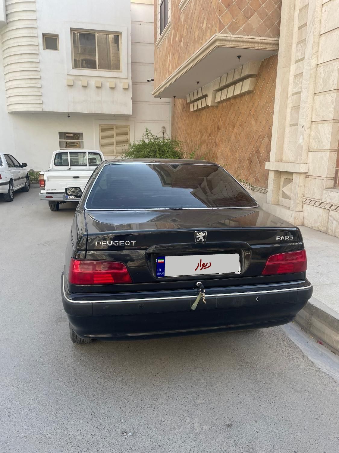 پژو پارس XU7P - 1402