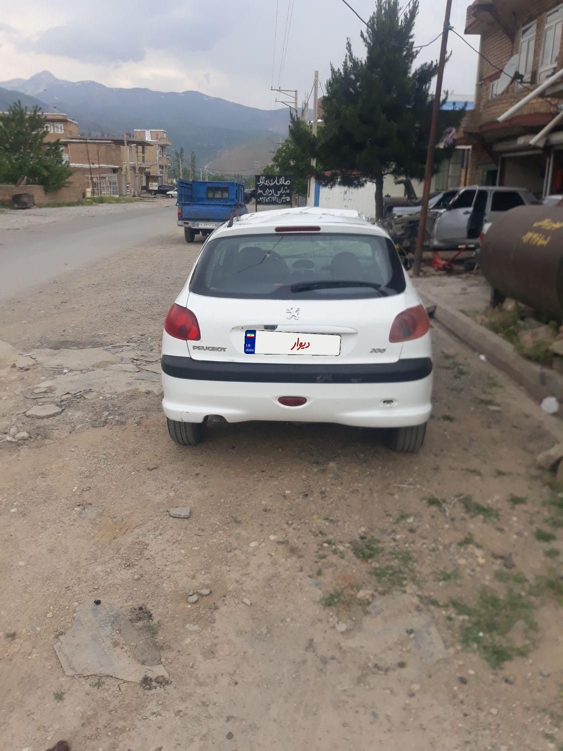 پژو 206 تیپ 2 - 1390