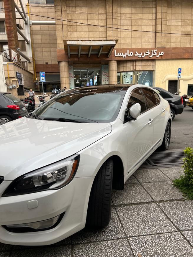 کیا کادنزا فول VG - 2011